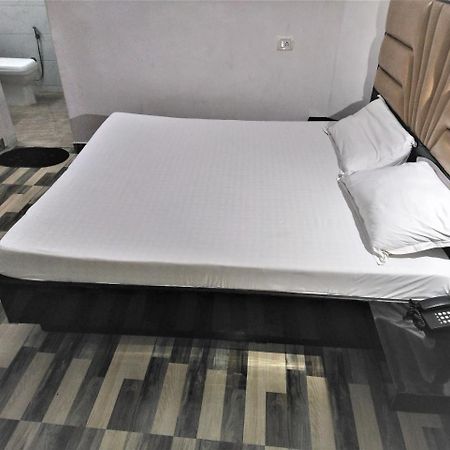 Hotel Kwality New Delhi Eksteriør bilde