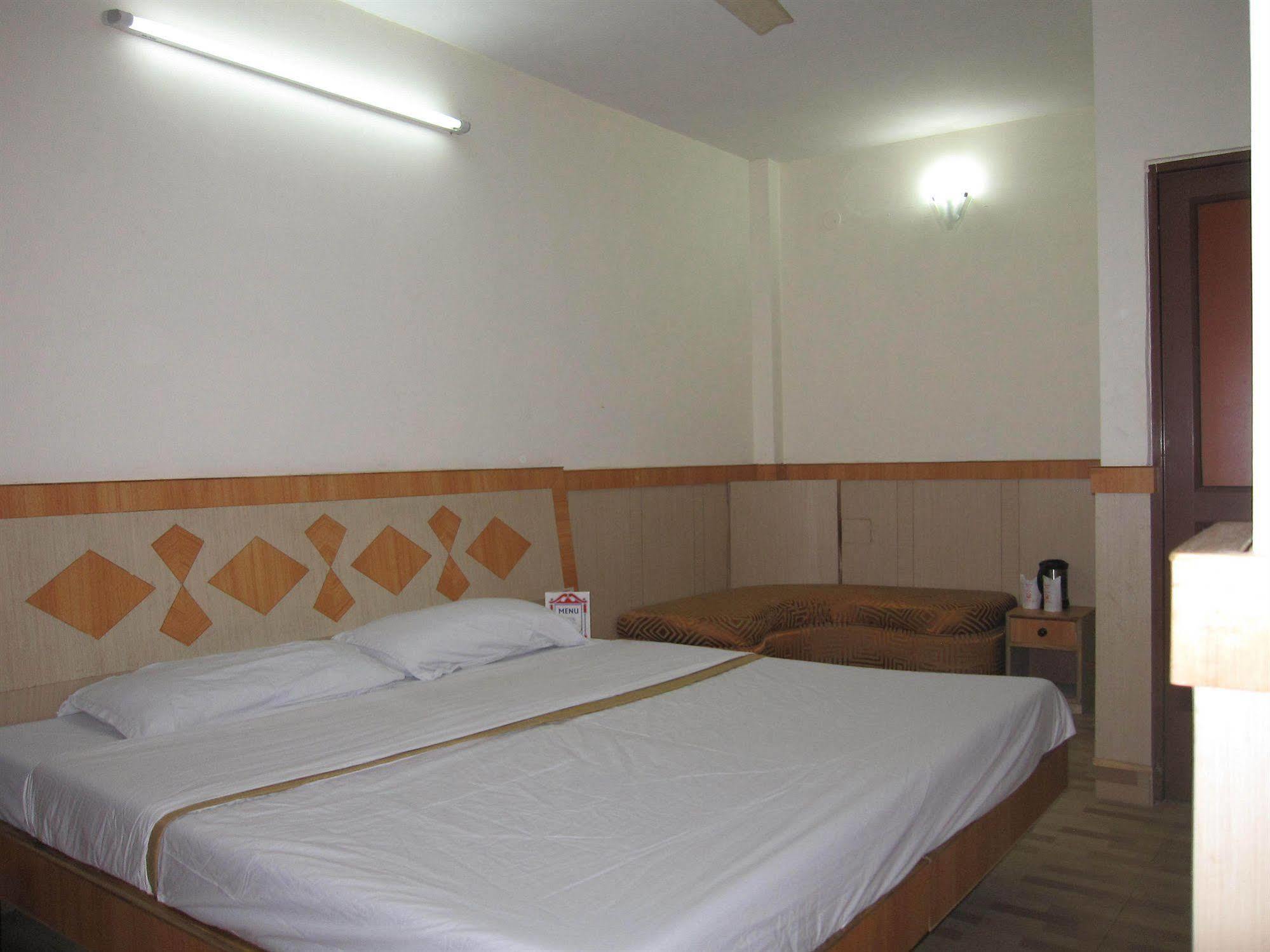 Hotel Kwality New Delhi Eksteriør bilde