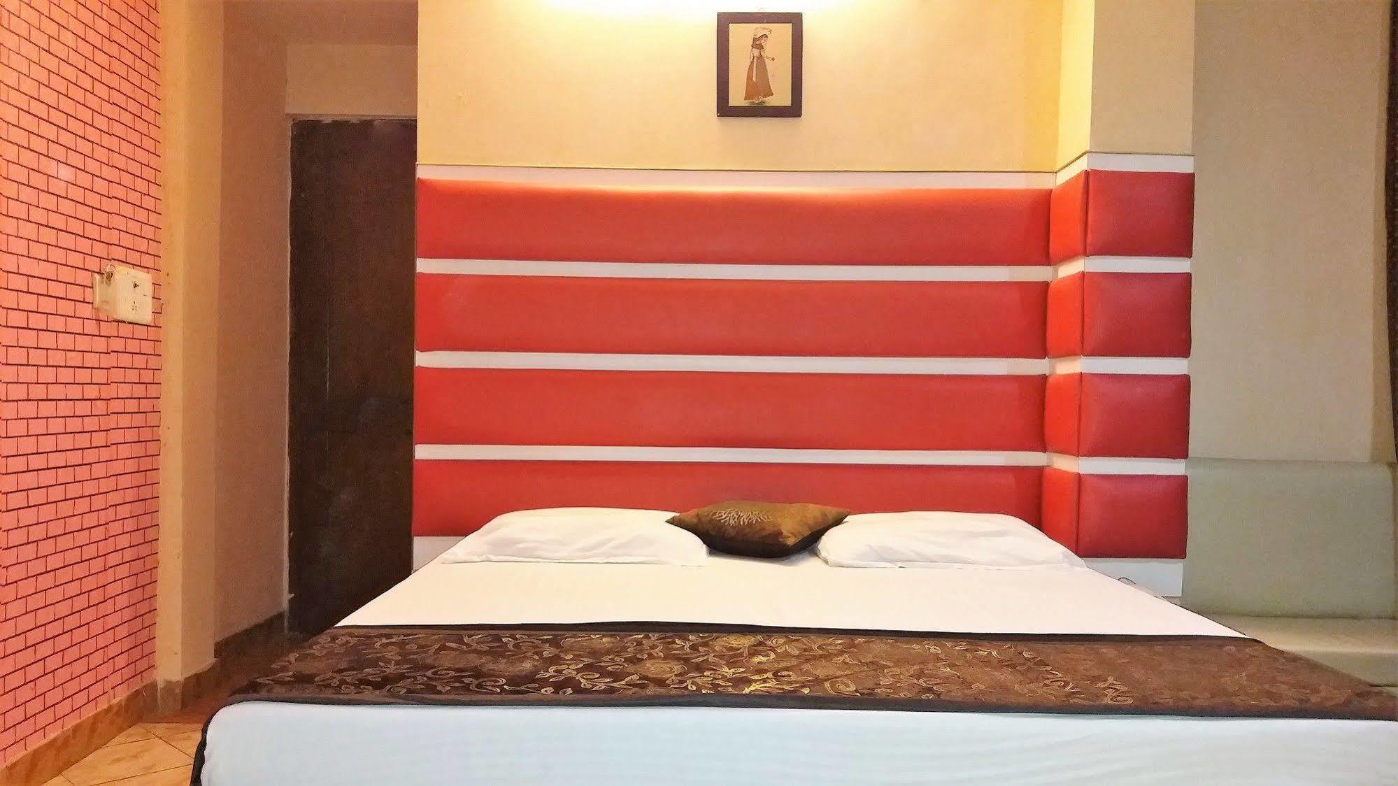 Hotel Kwality New Delhi Eksteriør bilde