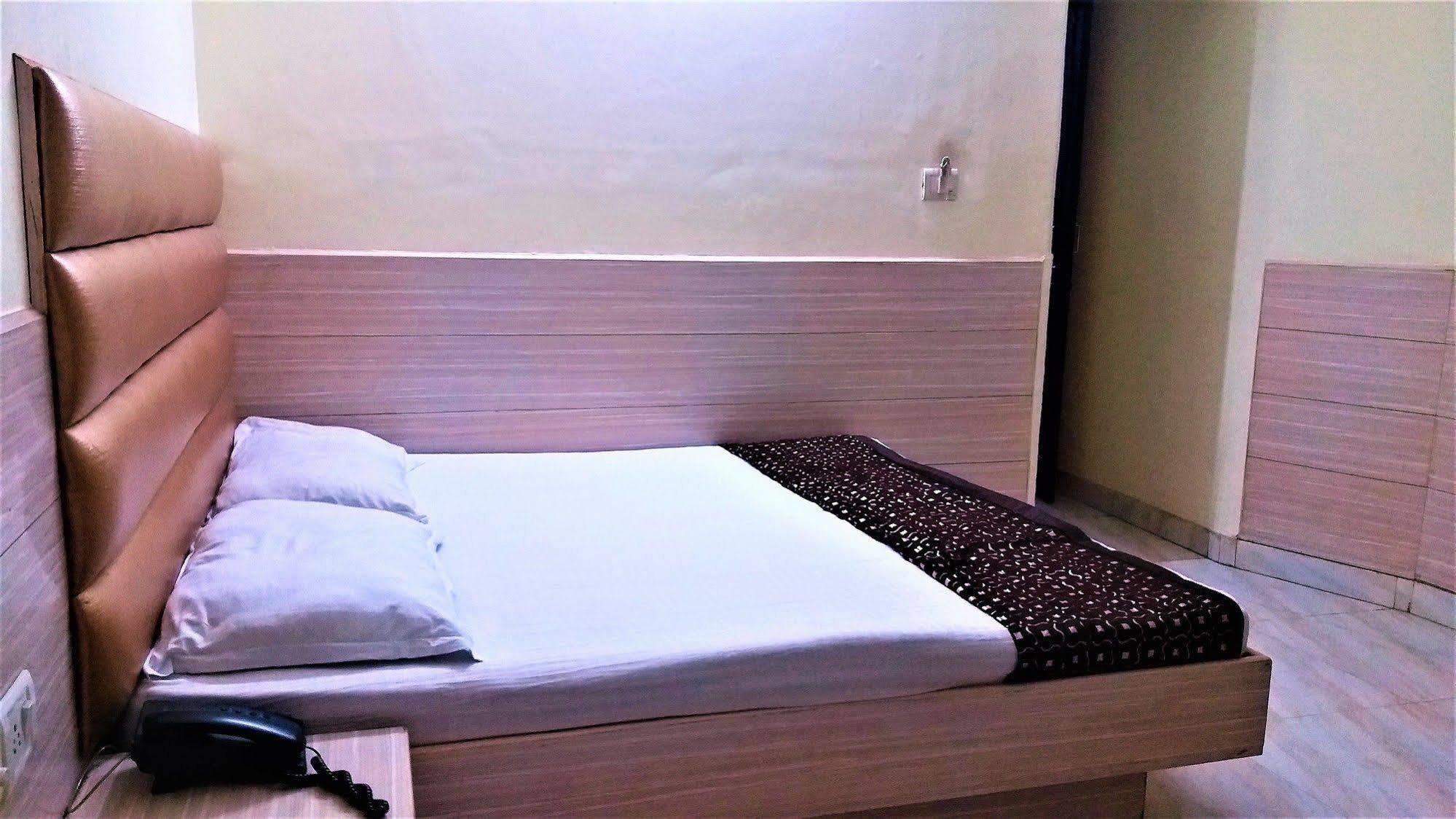 Hotel Kwality New Delhi Eksteriør bilde