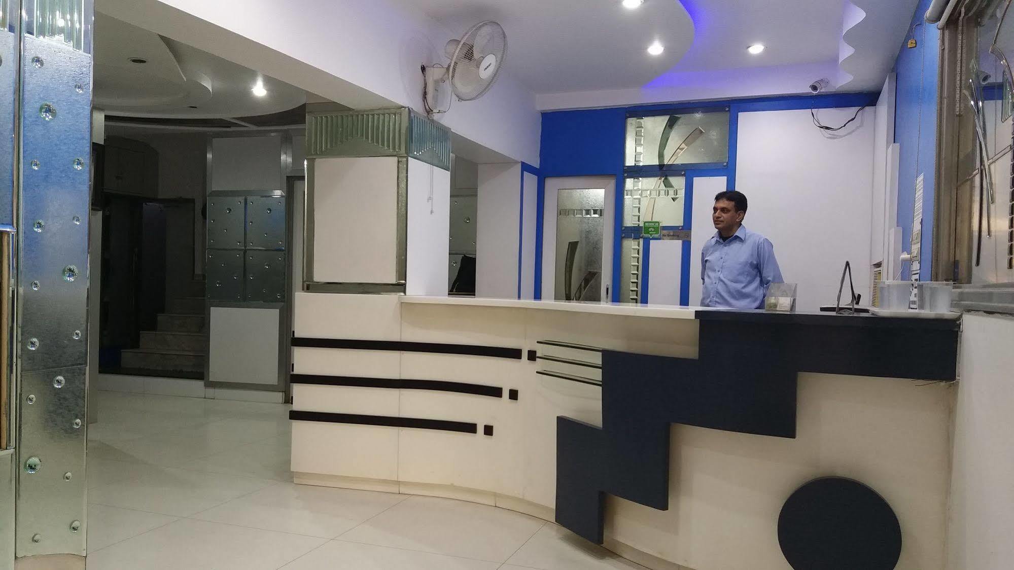 Hotel Kwality New Delhi Eksteriør bilde