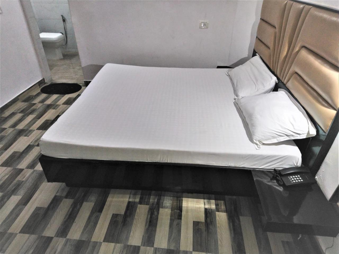 Hotel Kwality New Delhi Eksteriør bilde